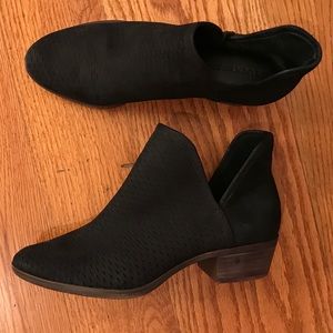 EUC Lucky Brand Booties, Black
